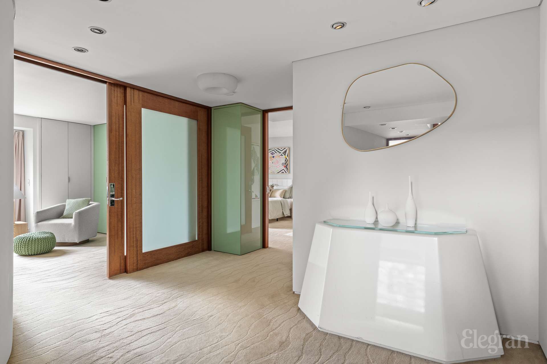 118 E 60th Street 33ABH