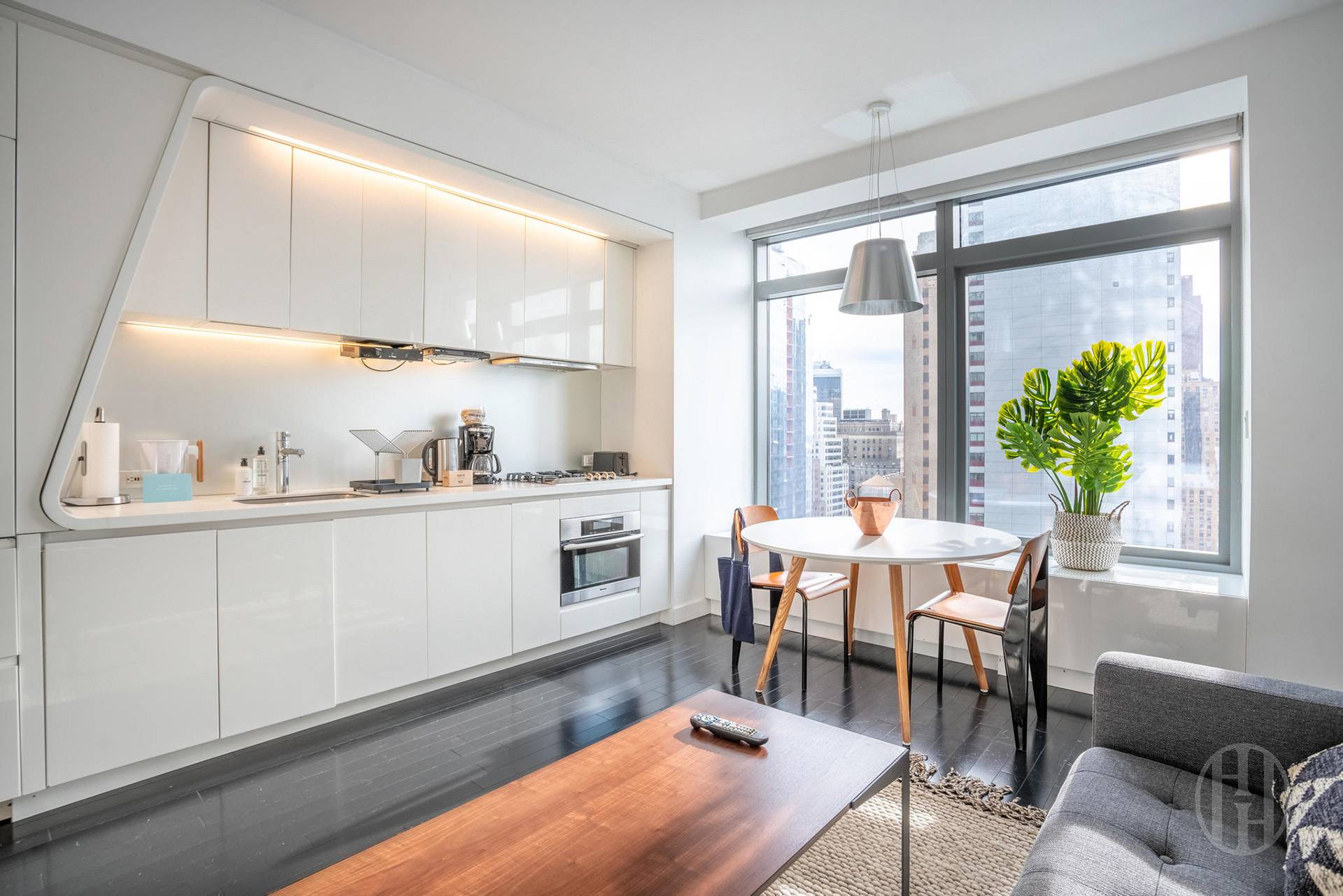 123 Washington Street 27/28/29