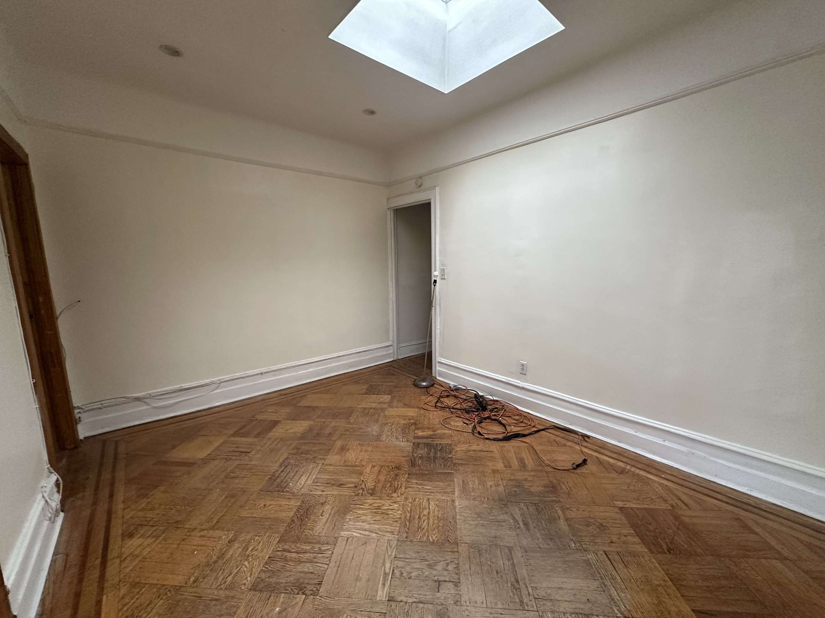 28-18 41st Avenue 2R