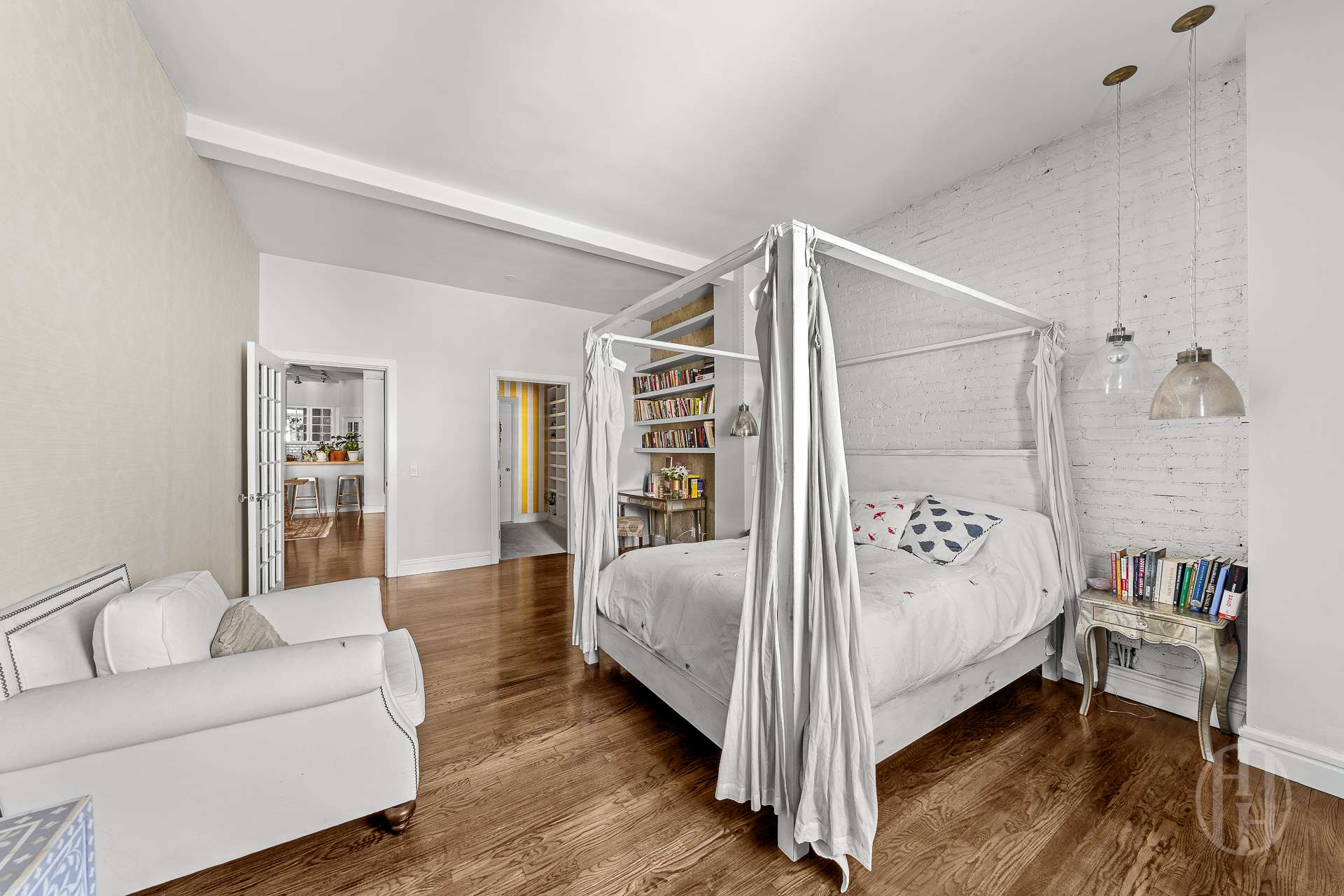 116 W 14th Street 8N
