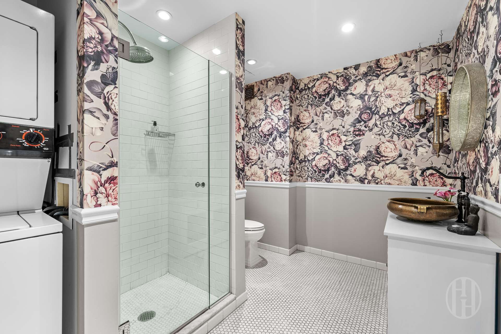 116 W 14th Street 8N