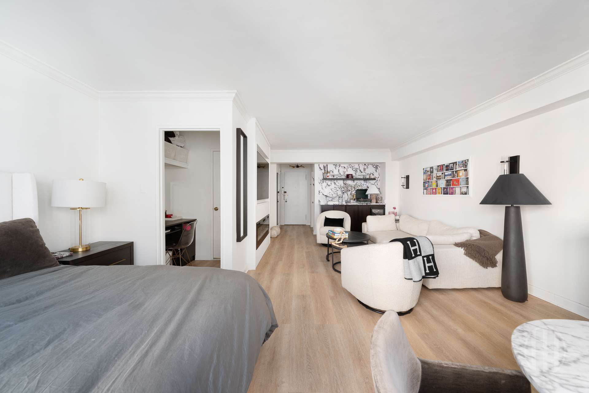 200 E 78th Street 7E