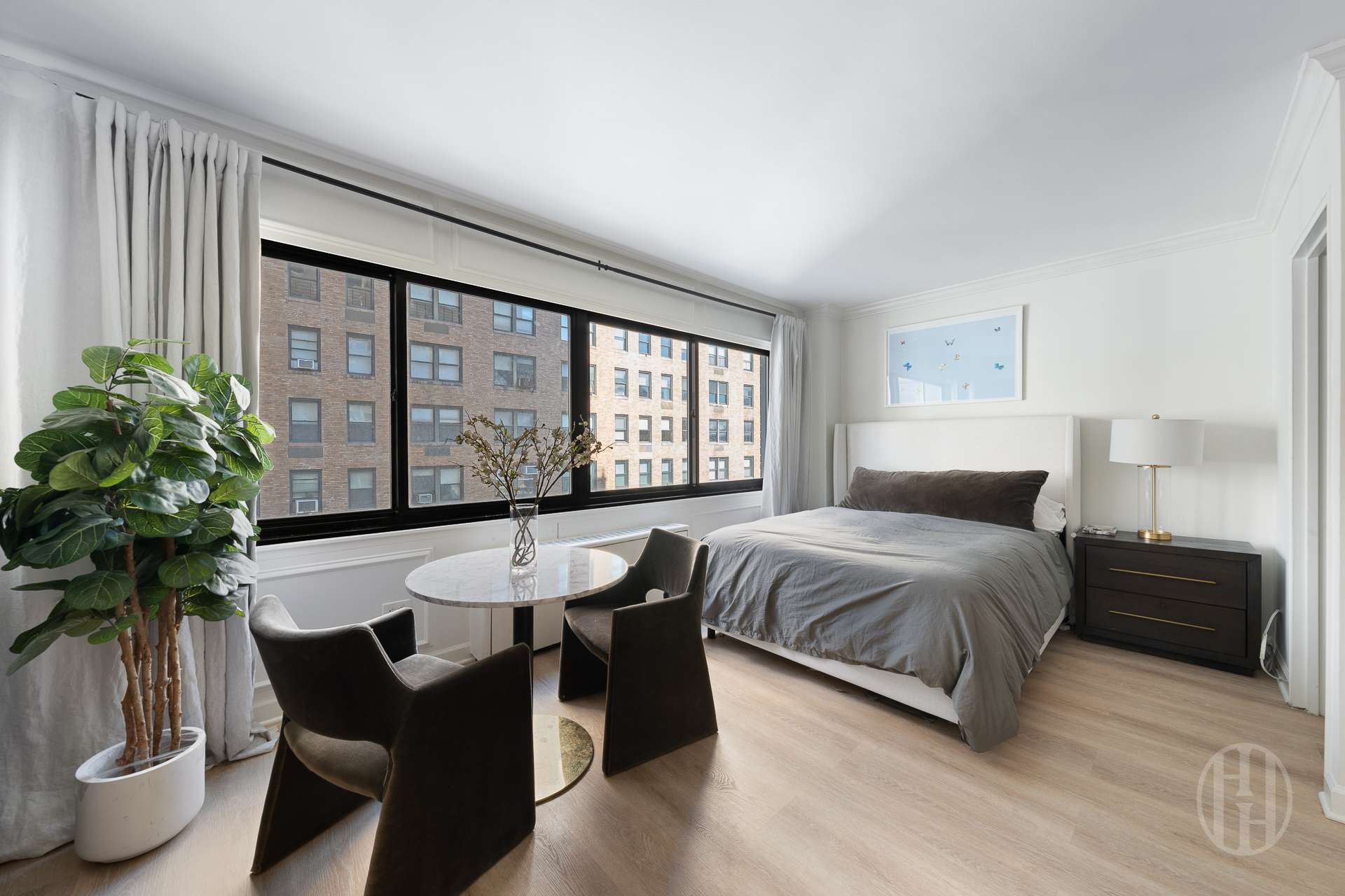 200 E 78th Street 7E