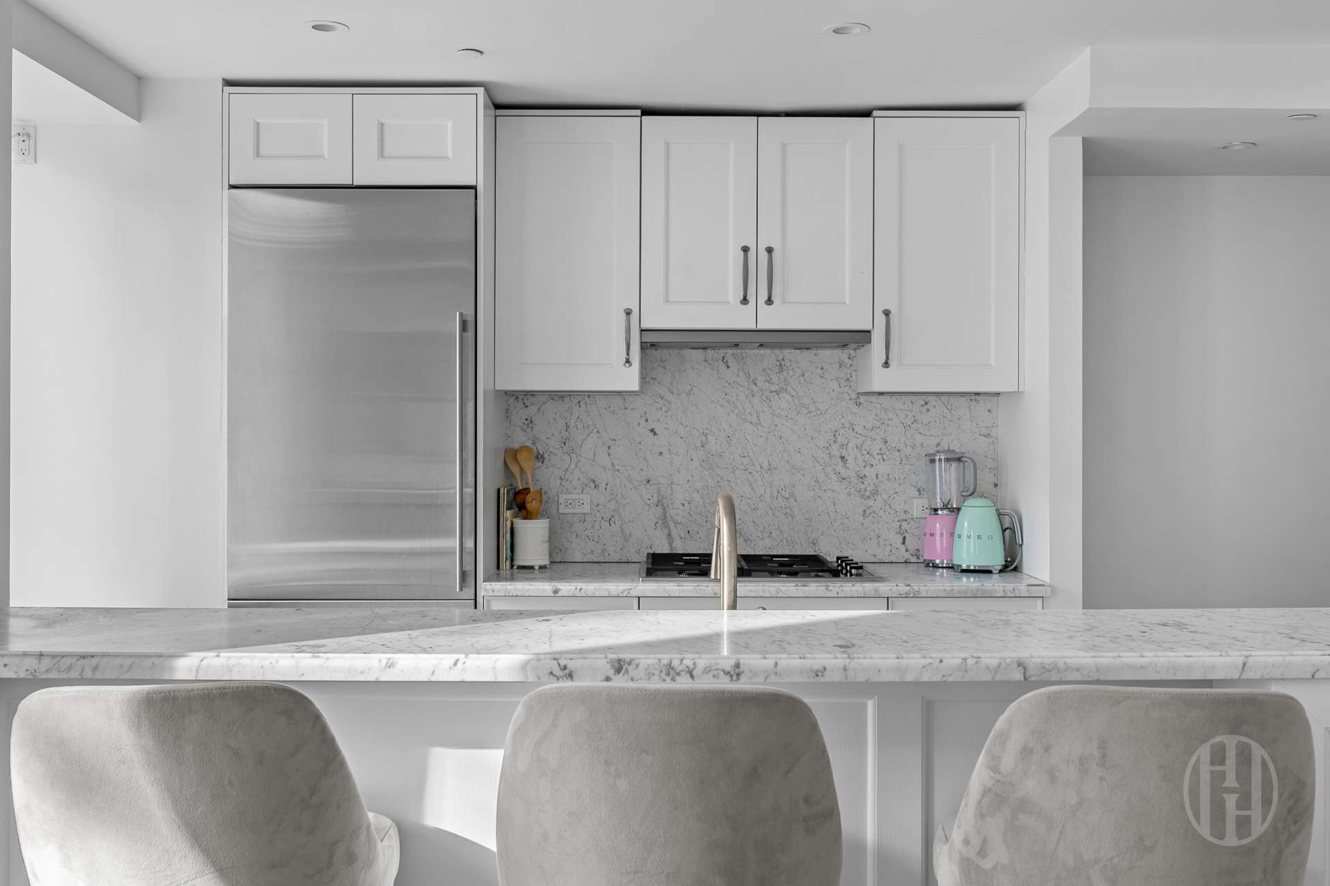 225 E 19th Street 203