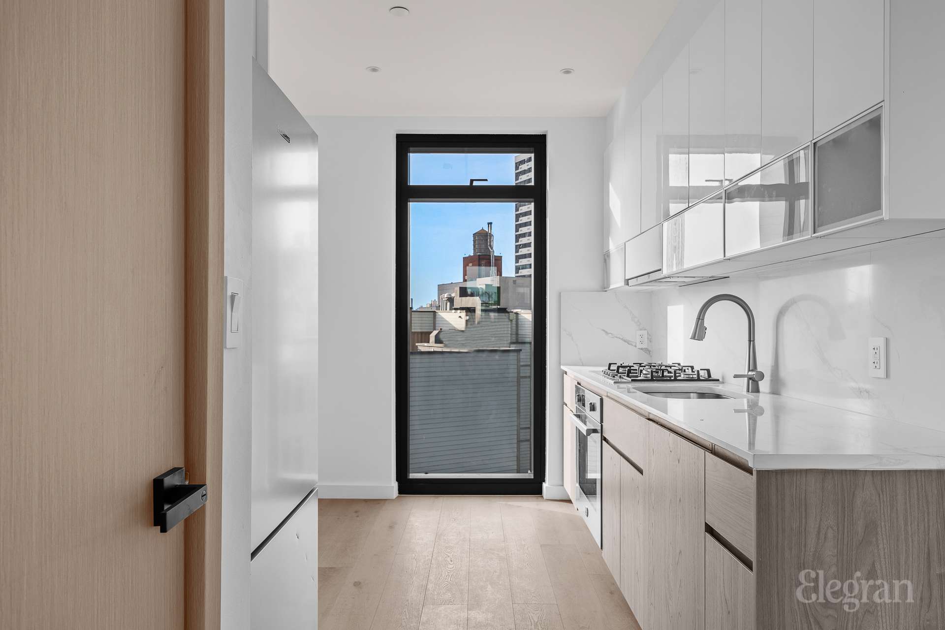 42-62 Hunter Street 11A