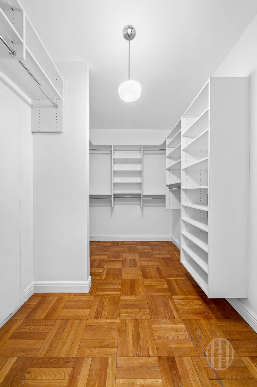 55 E End Avenue 16MN