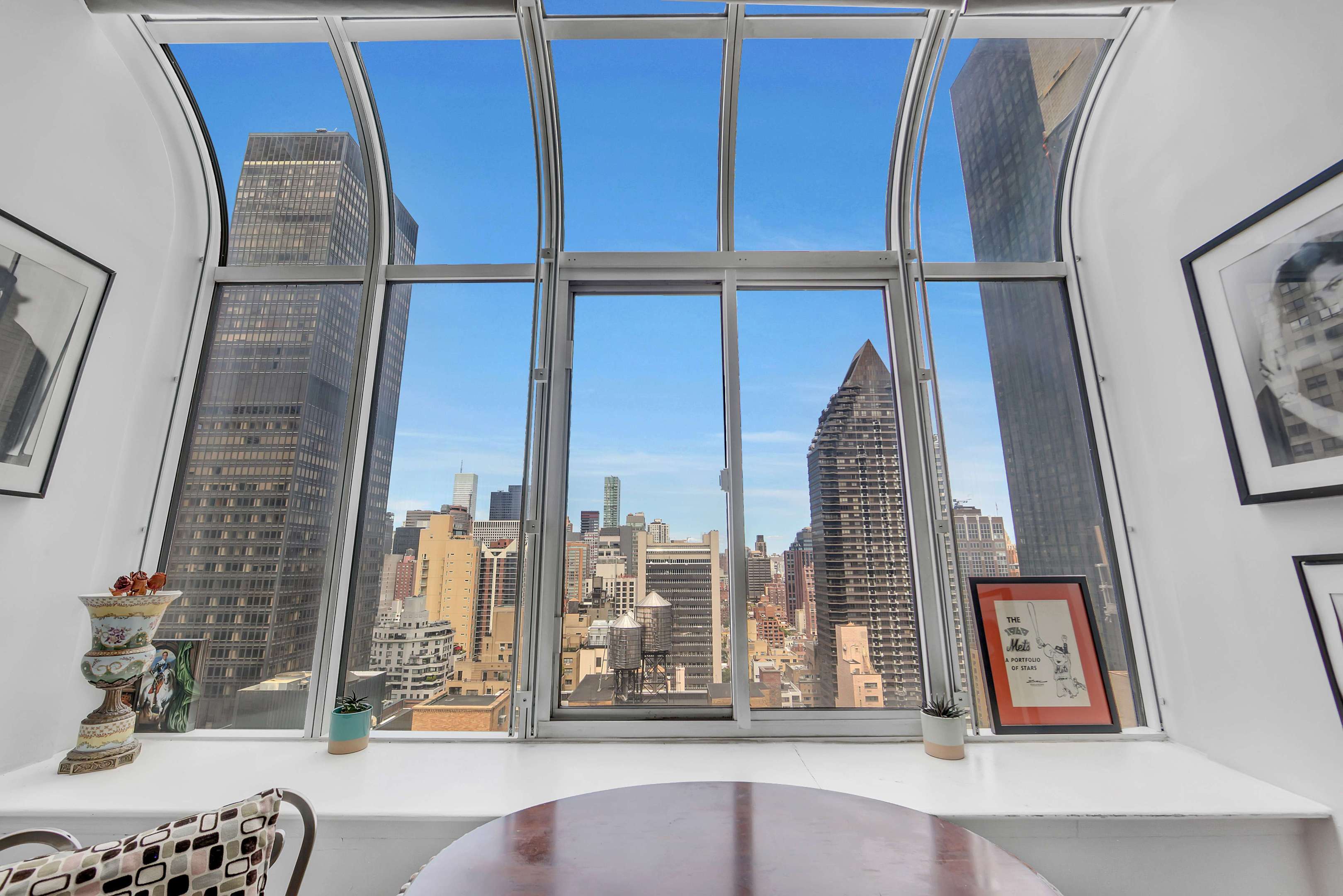 310 E 46th Street 21f