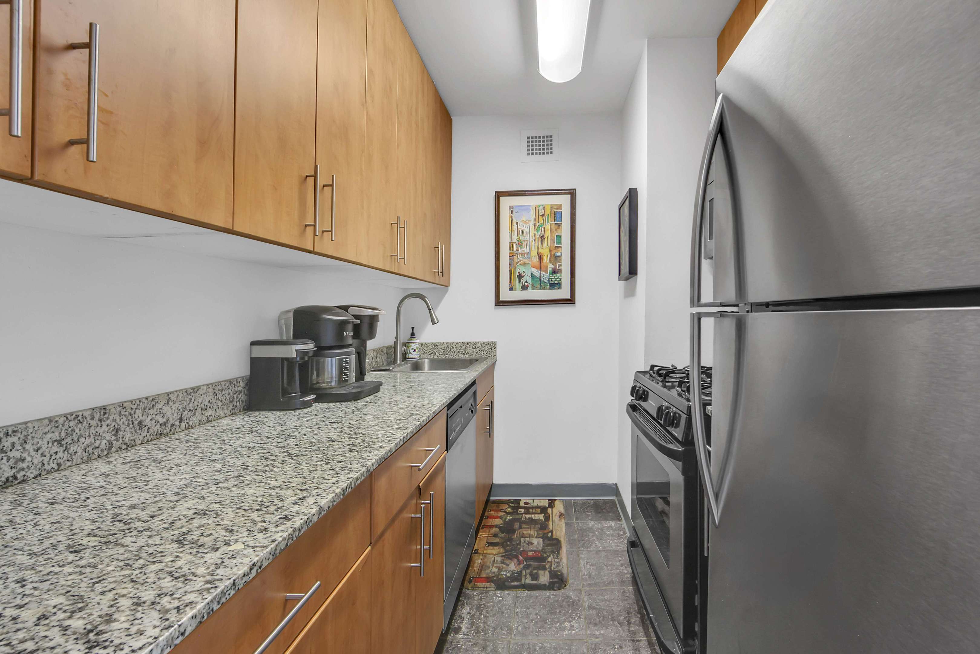 310 E 46th Street 21f