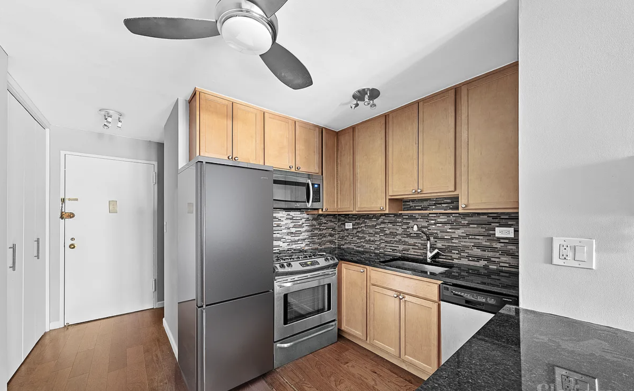 145 E 15th Street 6J
