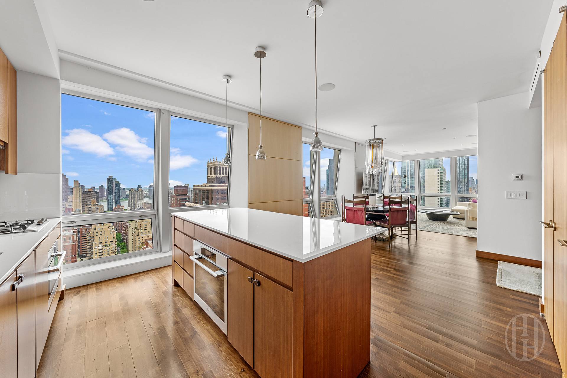 400 5th Avenue 34B