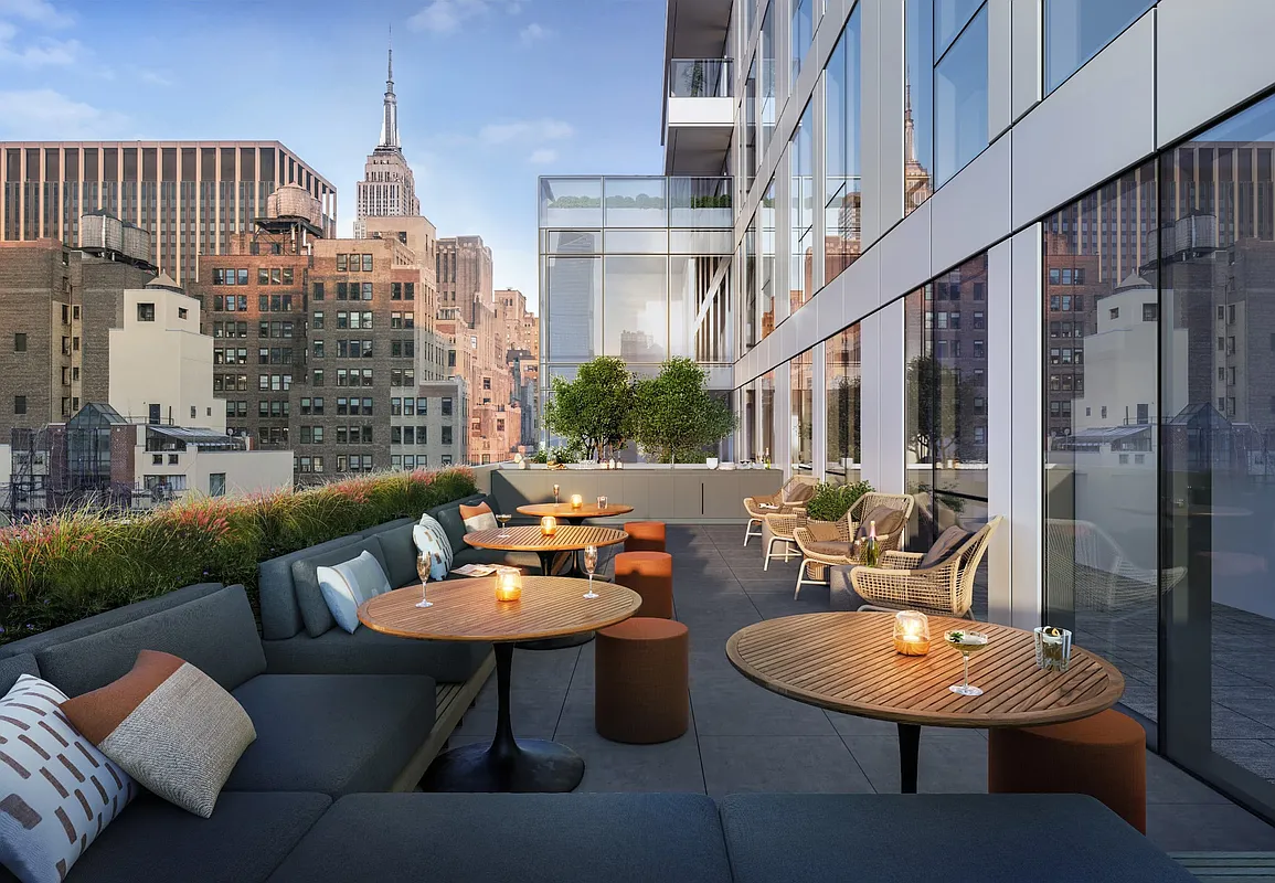 300 W 30th Street 4E