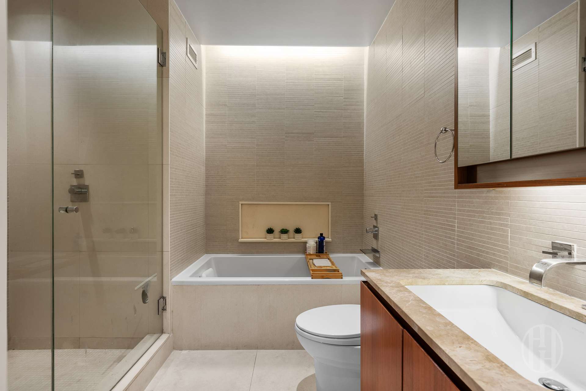 555 W 59th Street 11F