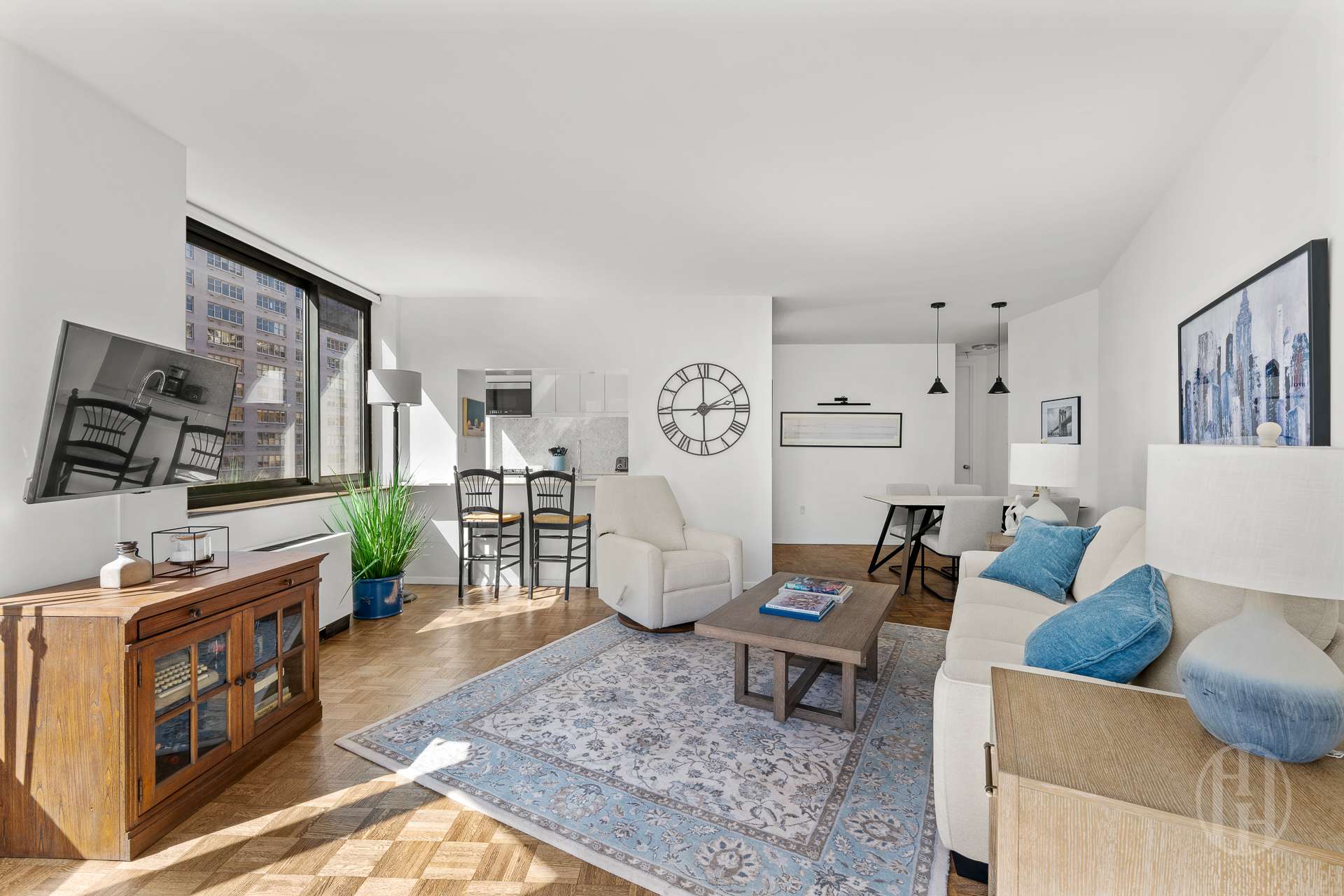 2000 Broadway 7H