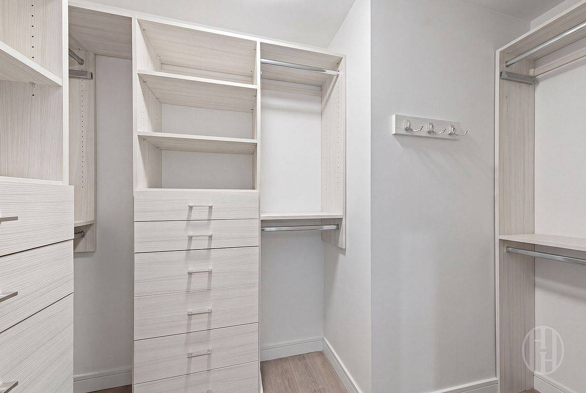 212 Warren Street 5N