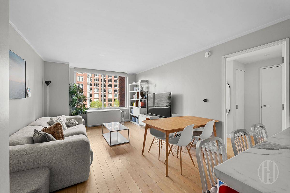 212 Warren Street 5N