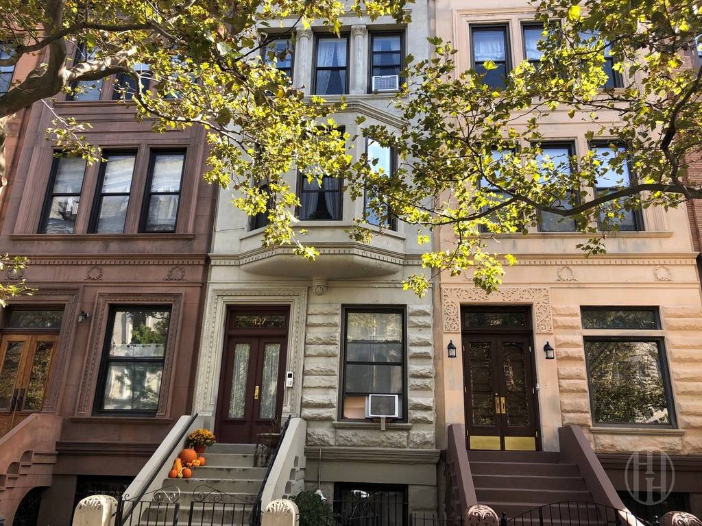 427 Convent Avenue
