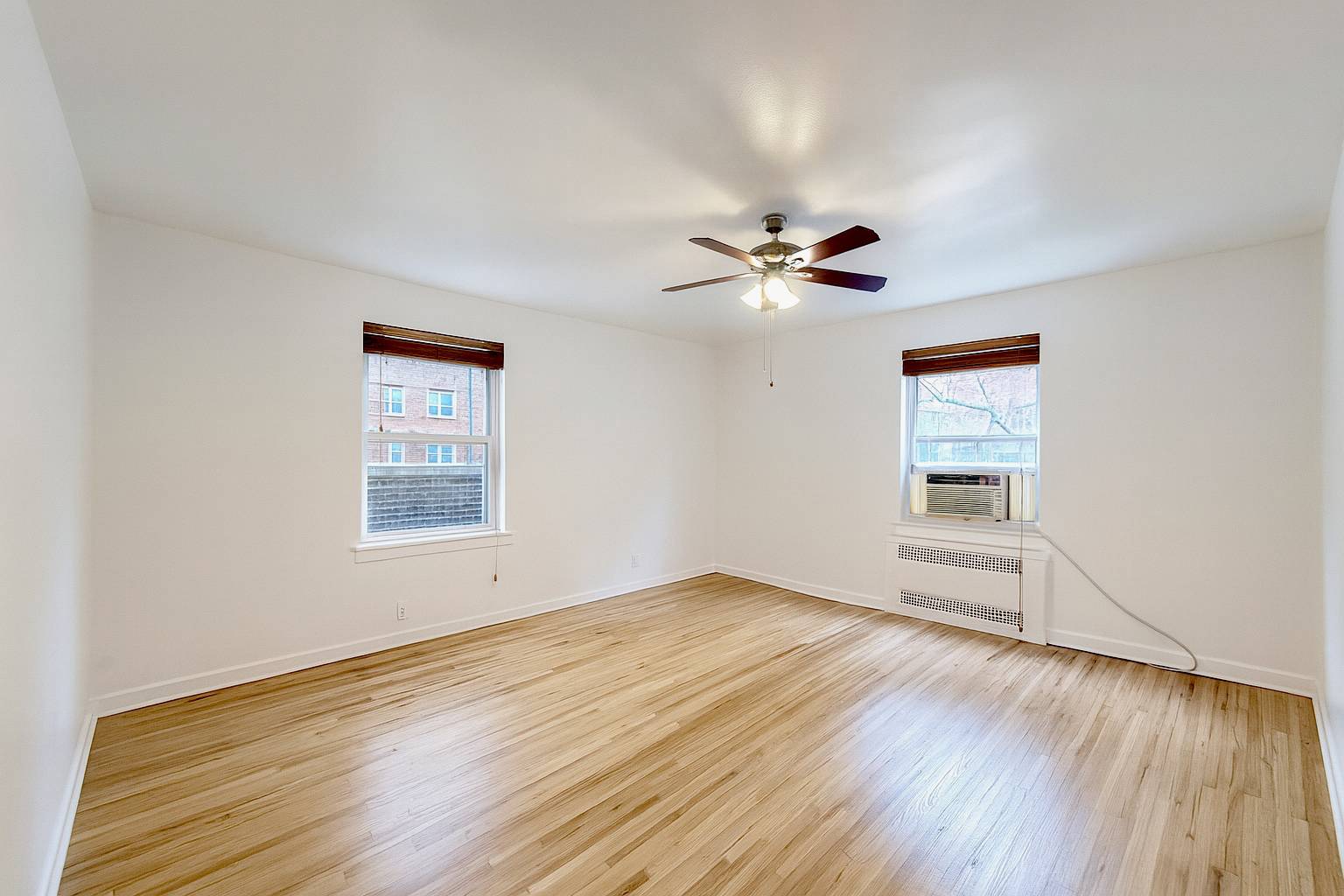 915 E 17th Street 116