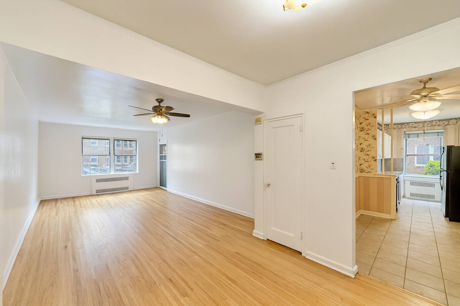 915 E 17th Street 116