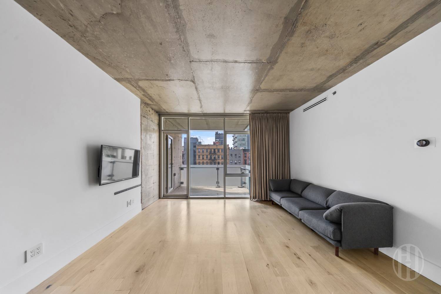 115 Norfolk Street 503