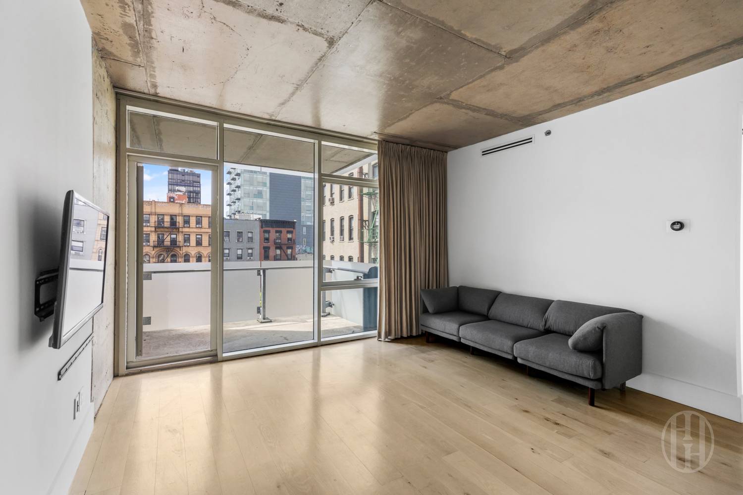 115 Norfolk Street 503