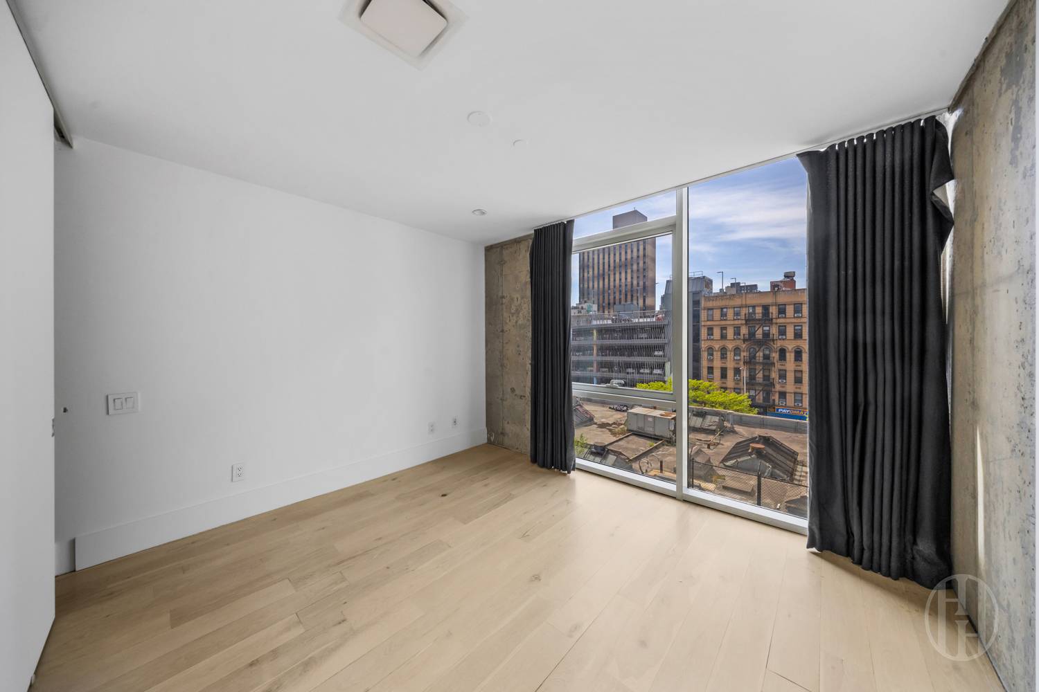 115 Norfolk Street 503