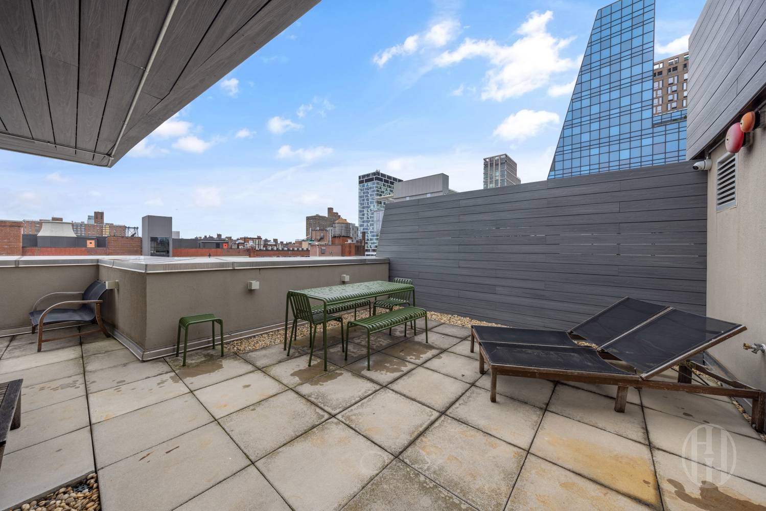 115 Norfolk Street 503
