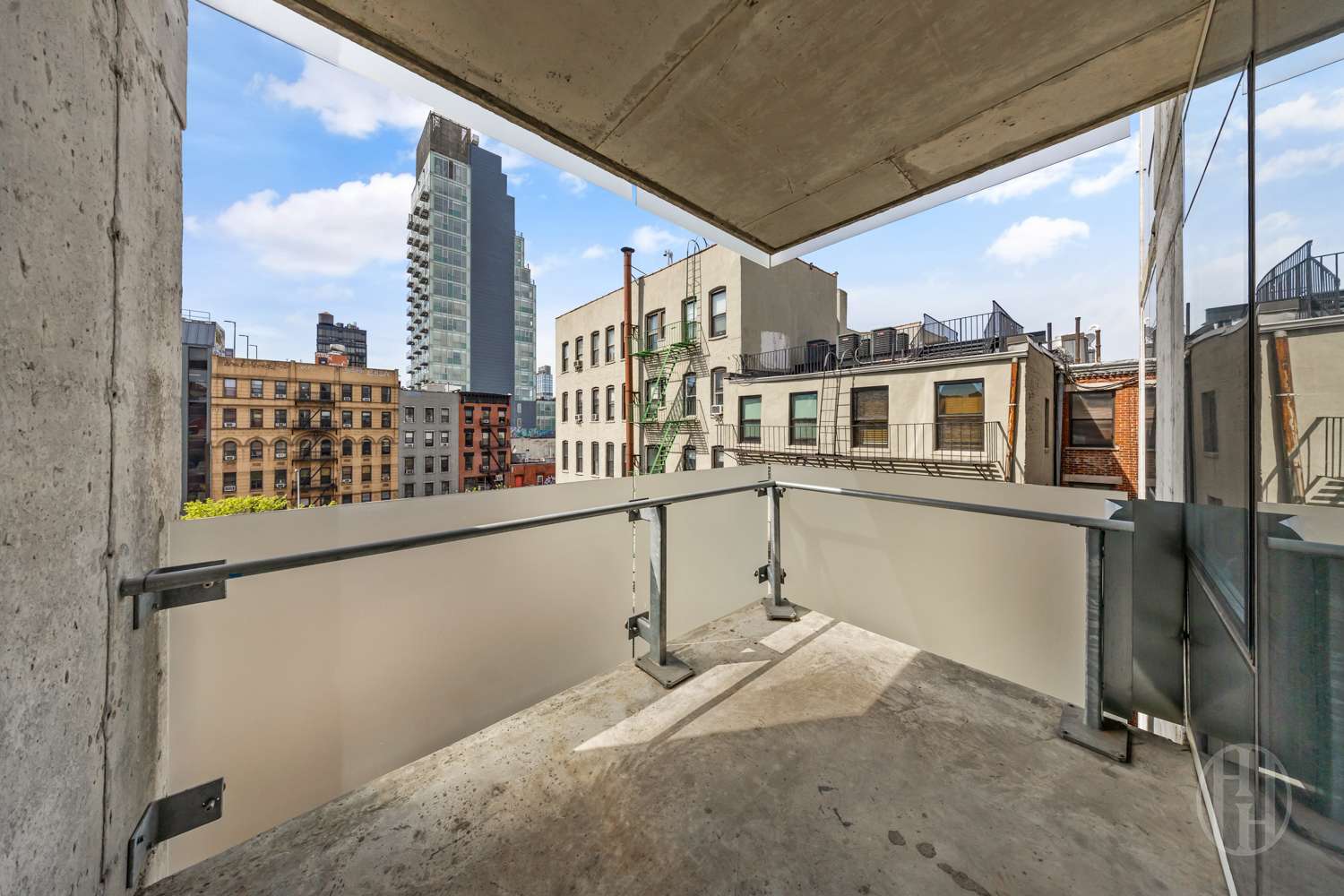 115 Norfolk Street 503
