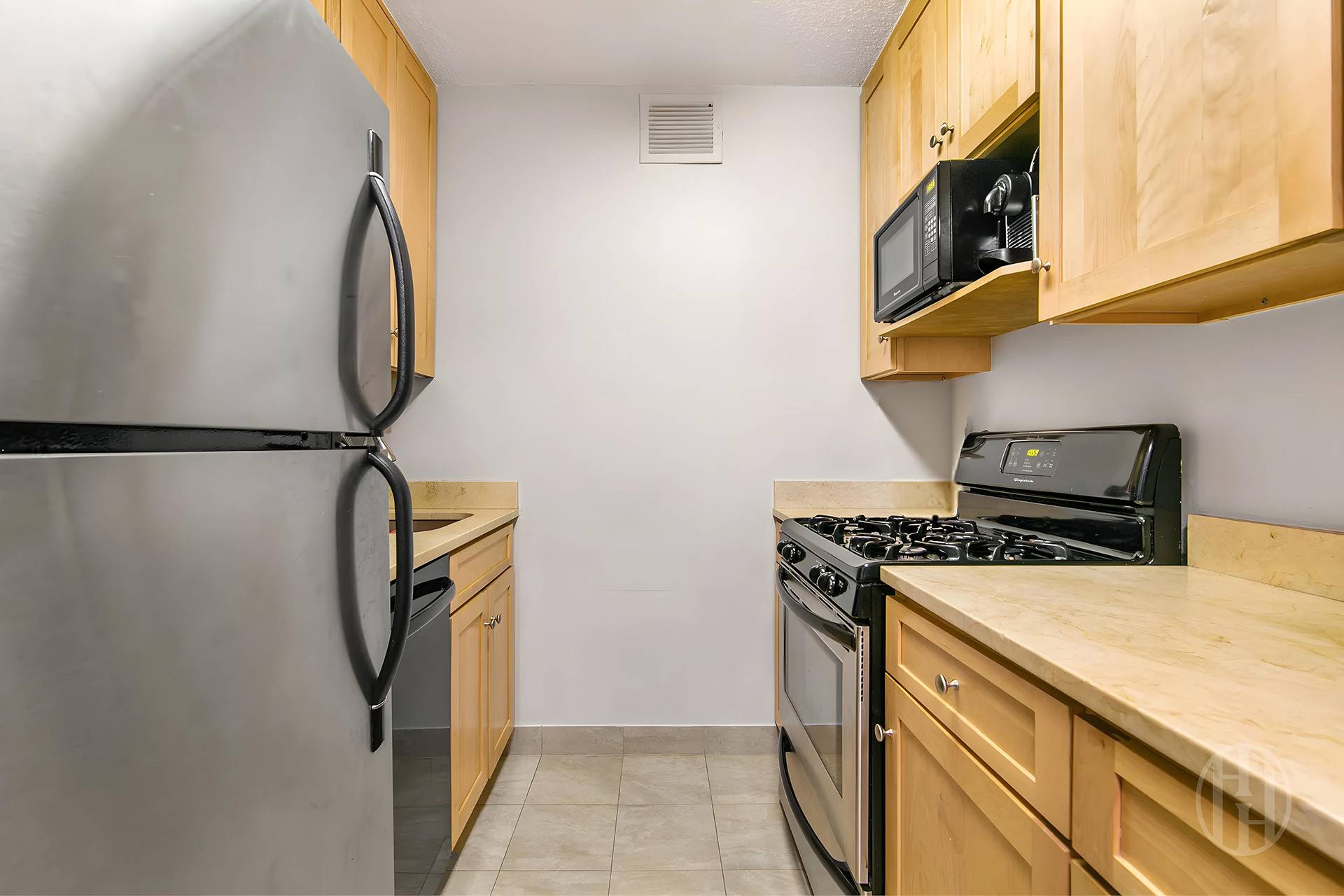 280 Rector Place 8C