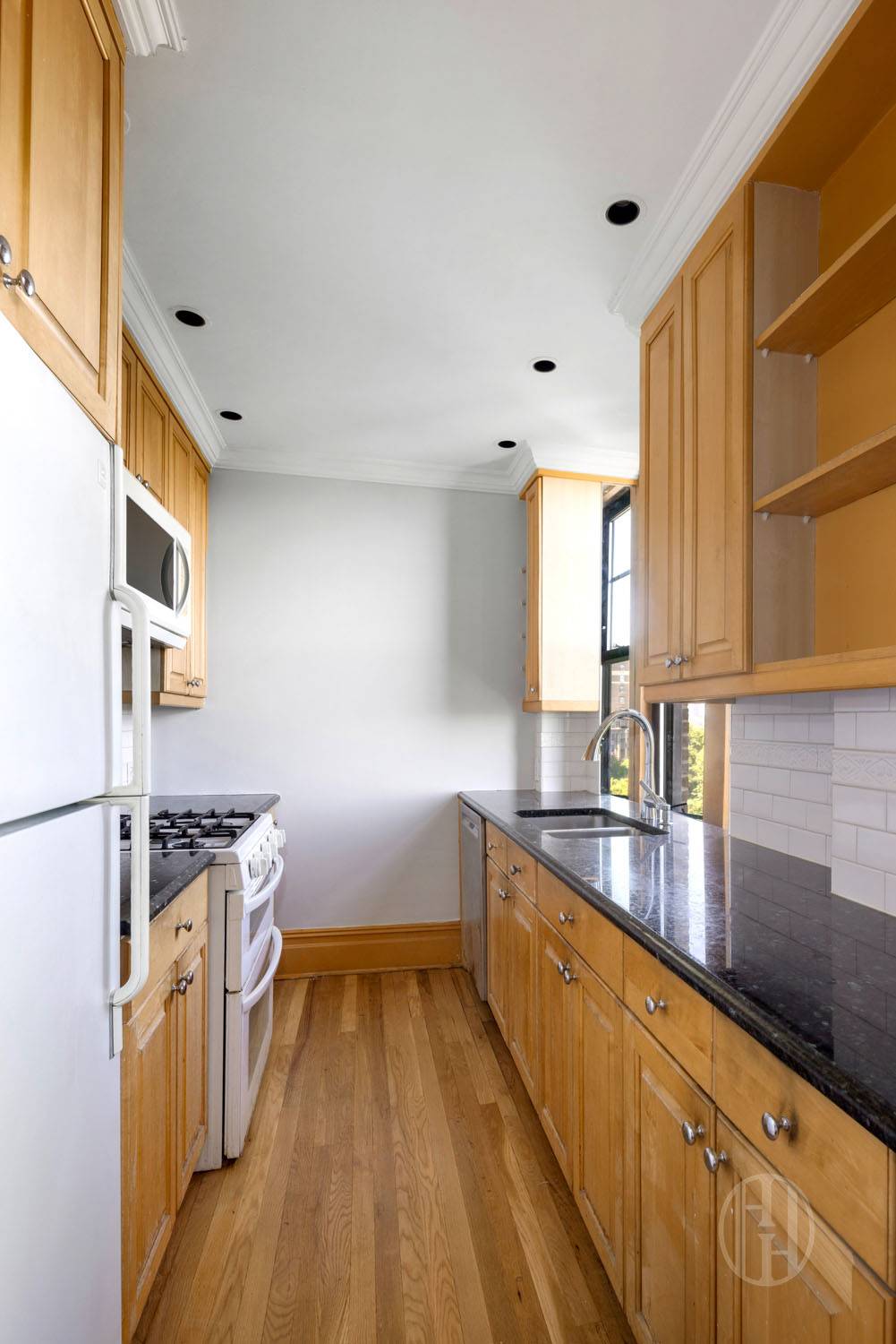 375 Riverside Drive 6B