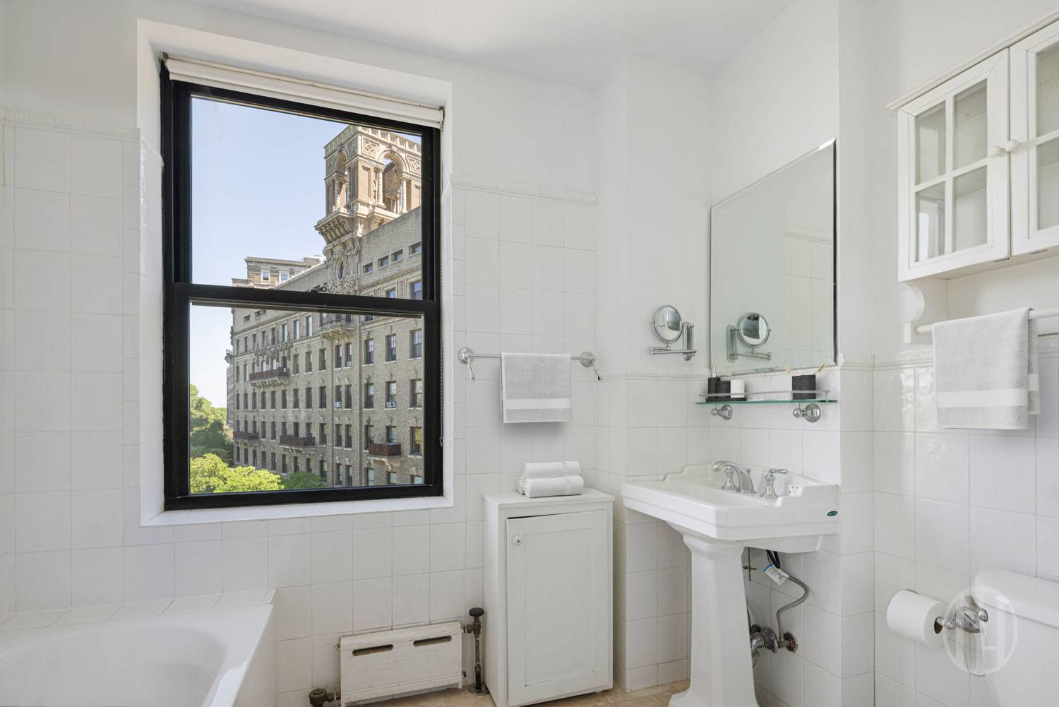 375 Riverside Drive 6B