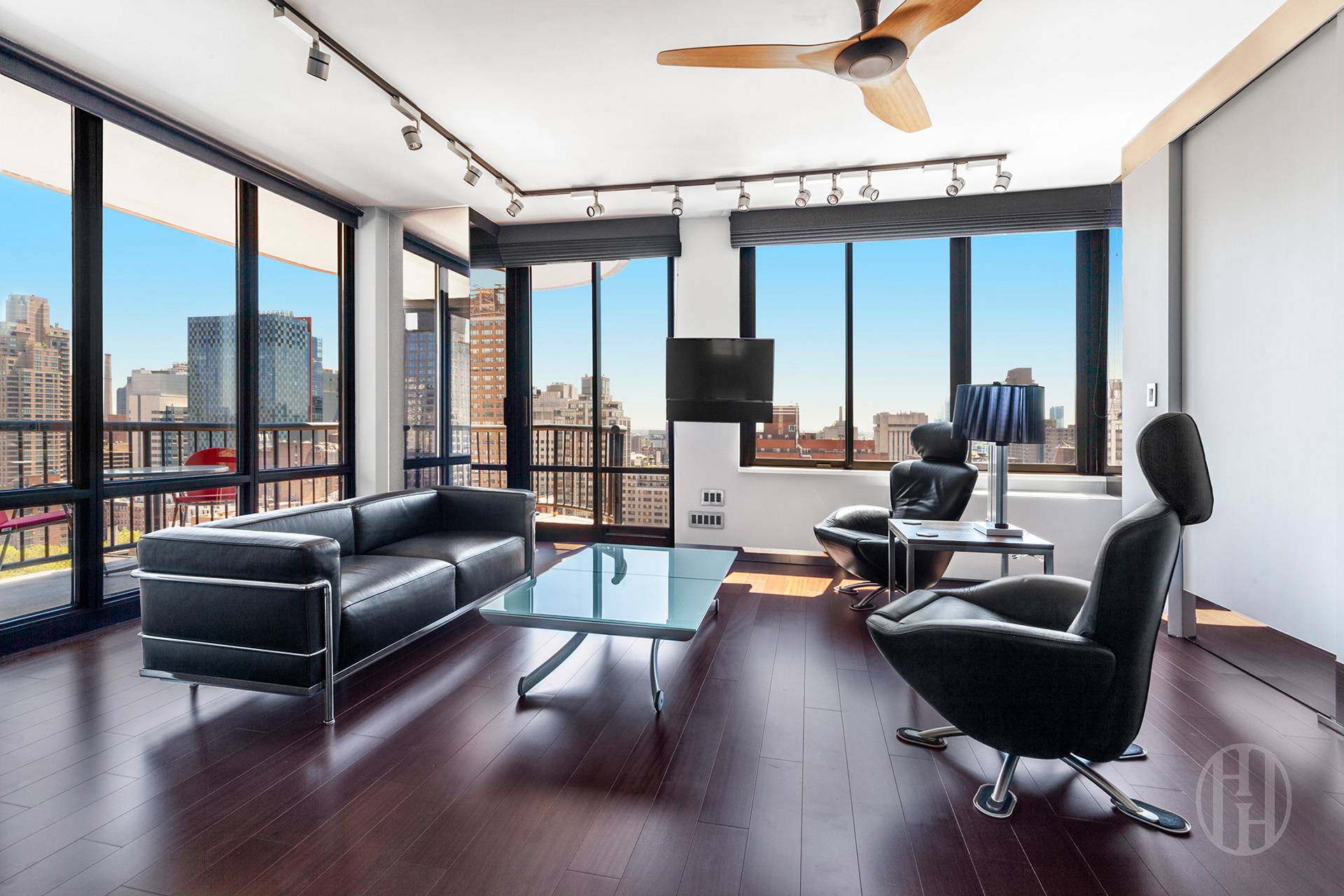 304 E 65th Street 21A