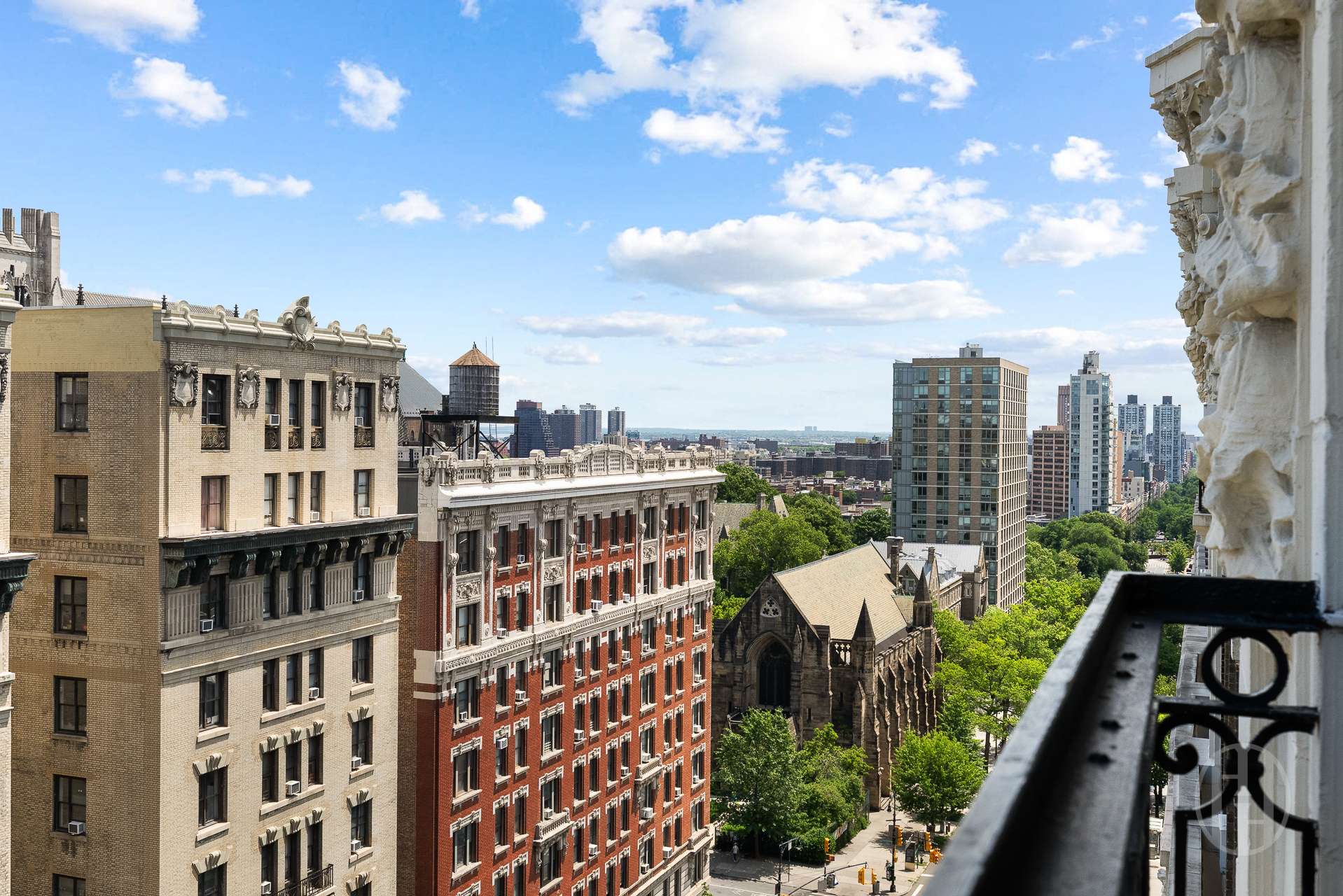 510 W 110th Street PH12D