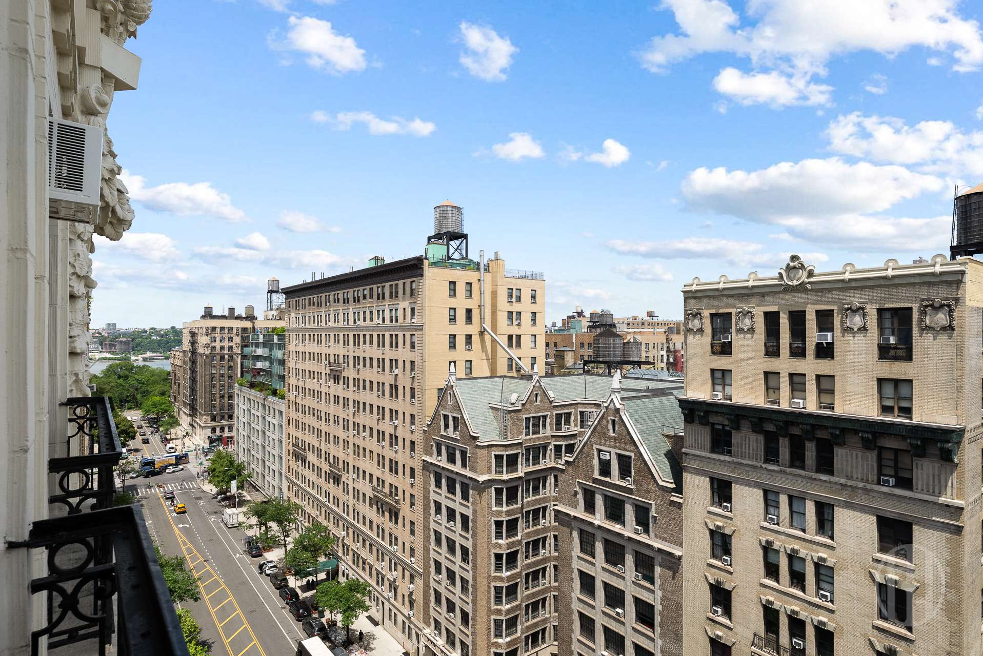 510 W 110th Street PH12D