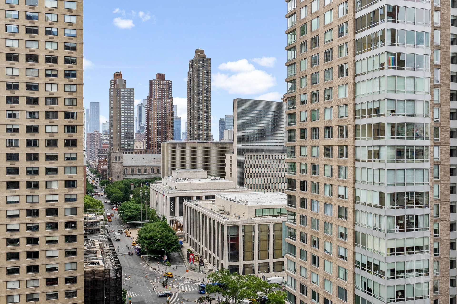 45 W 67th Street 19D