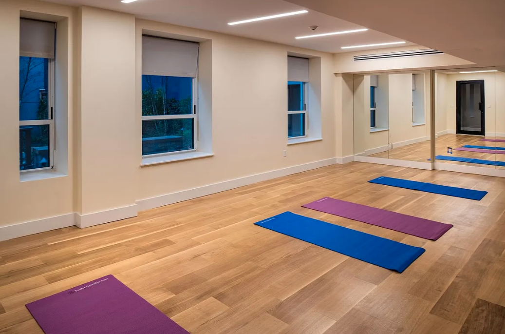 416 W 52nd Street 525