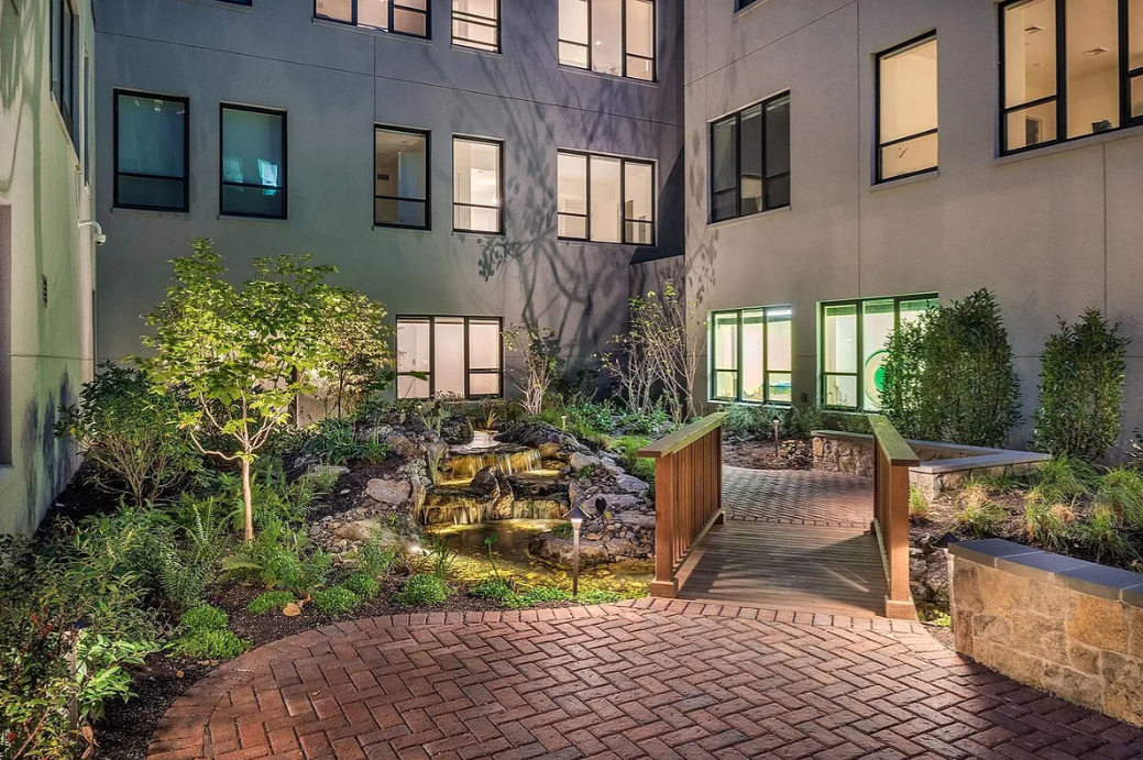 416 W 52nd Street 525