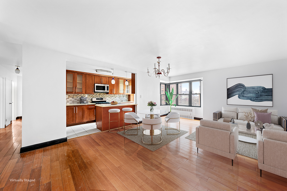 212 E Broadway G701