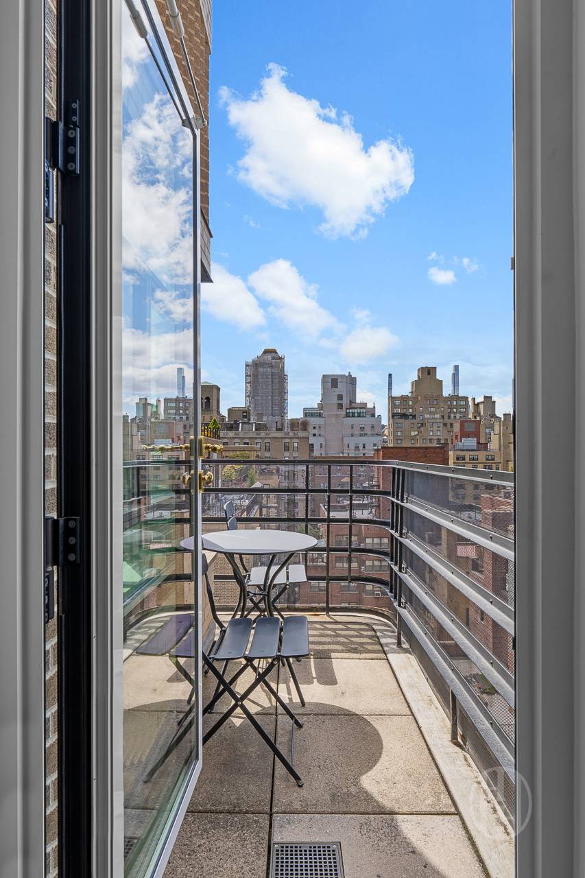 19 E 88th Street PHD