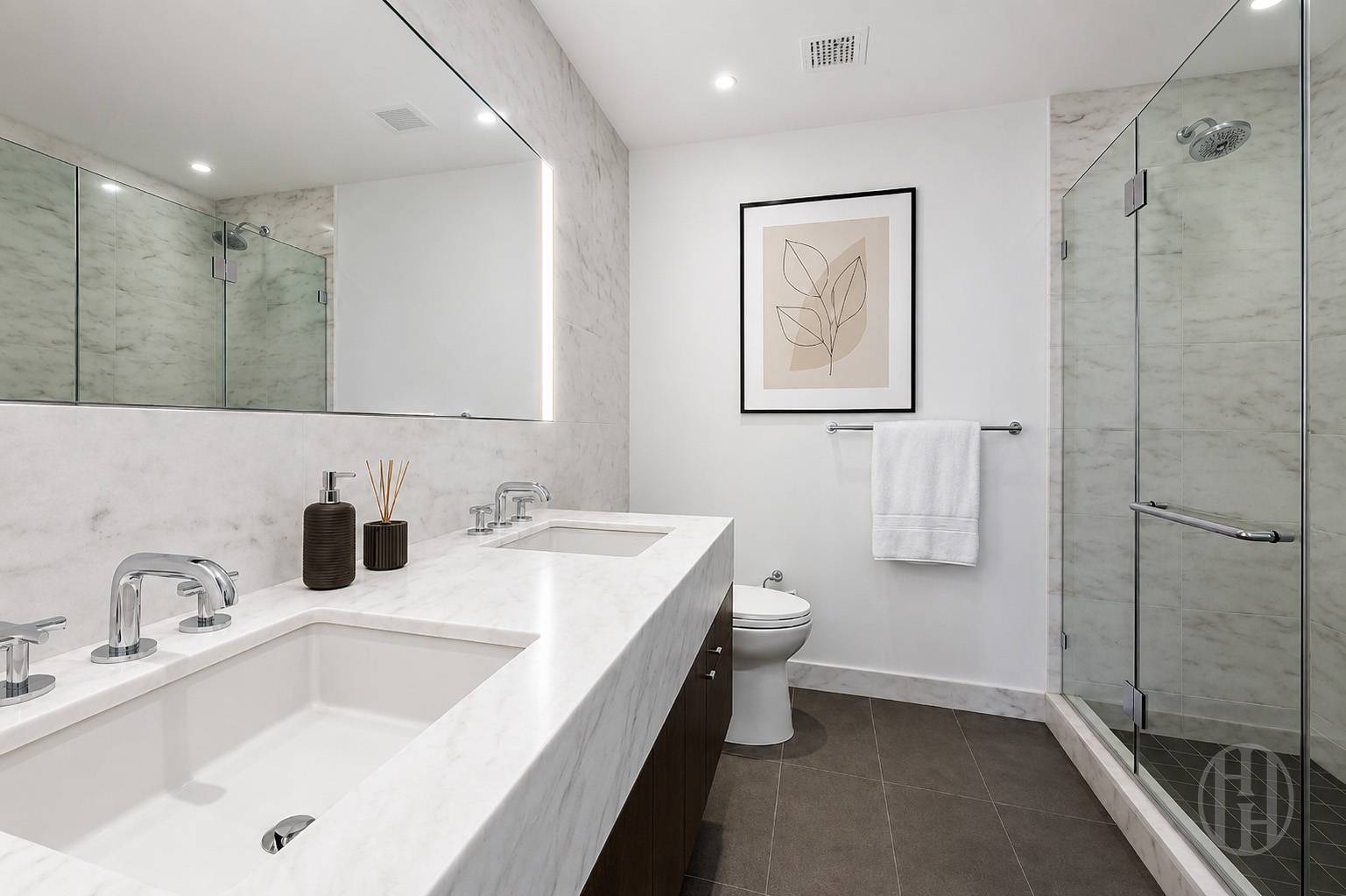 200 E 62nd Street 22D