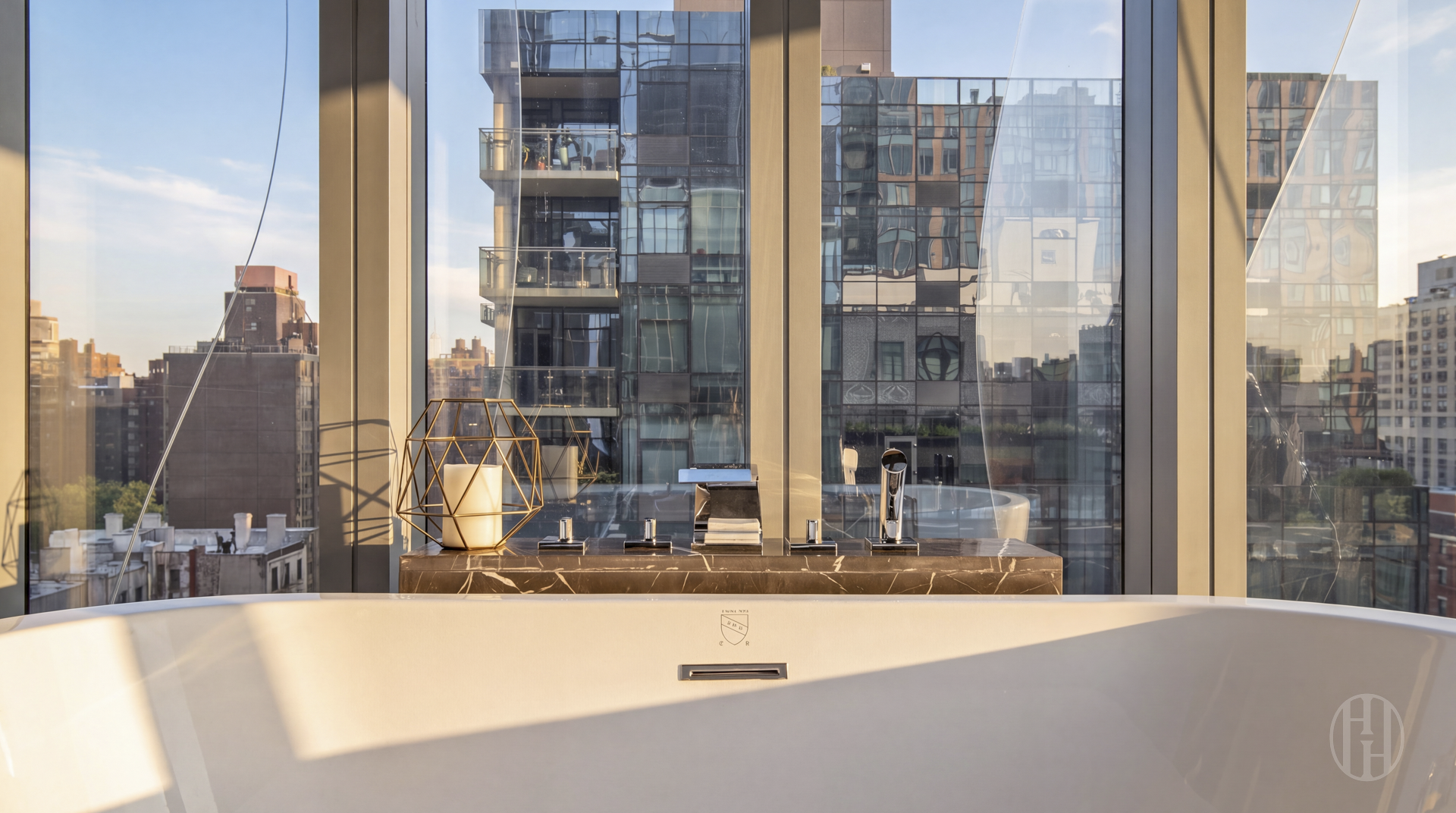 515 W 29th Street 9