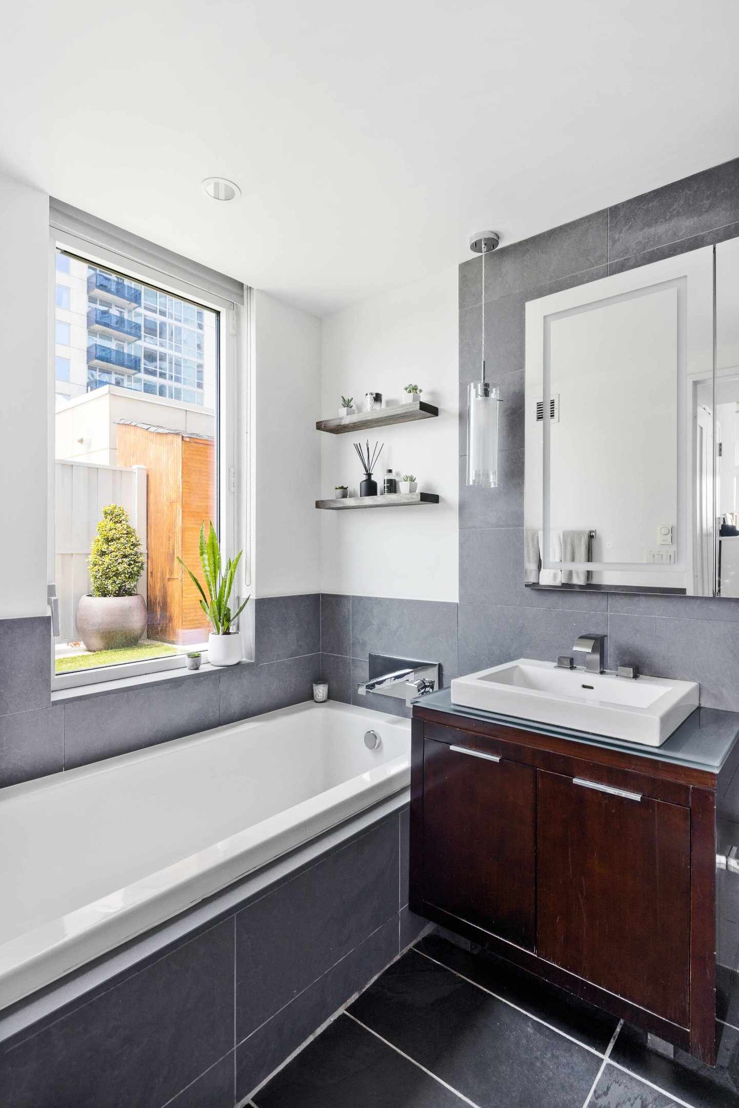 34 N 7th Street 9B