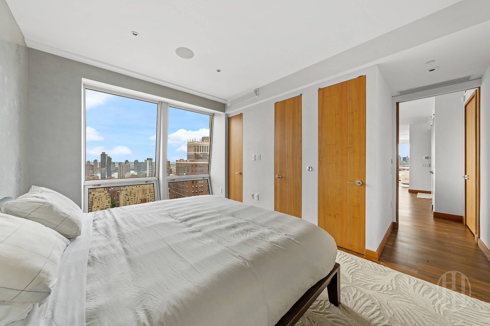 400 5th Avenue 34A