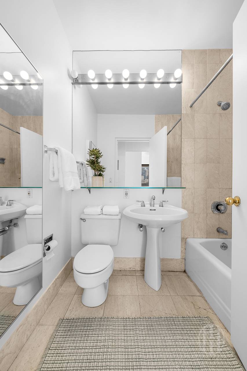 45 W 67th Street 14H