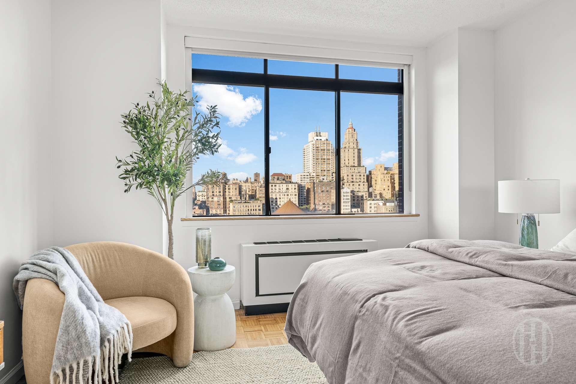 45 W 67th Street 14H