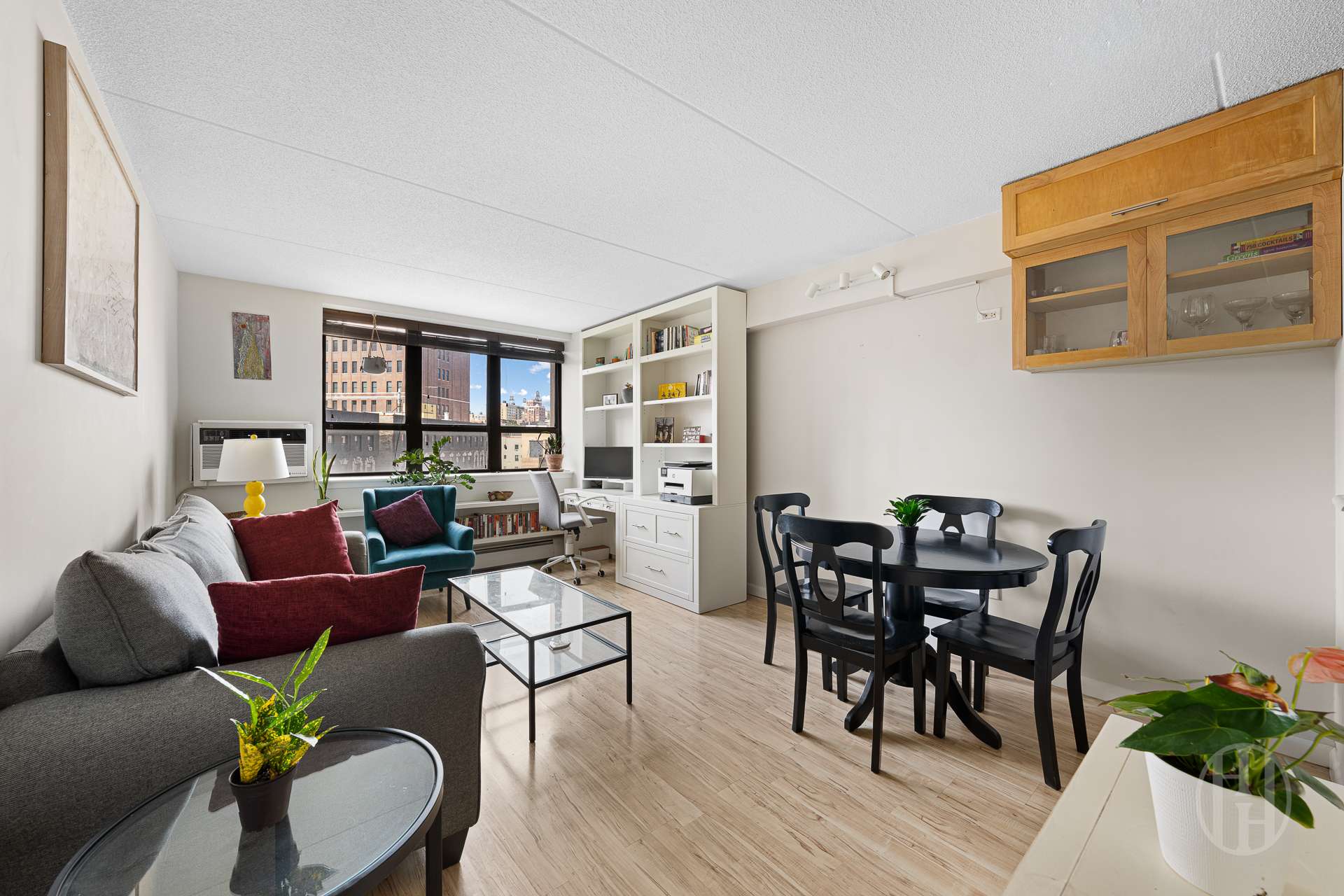 300 W 110th Street 6H