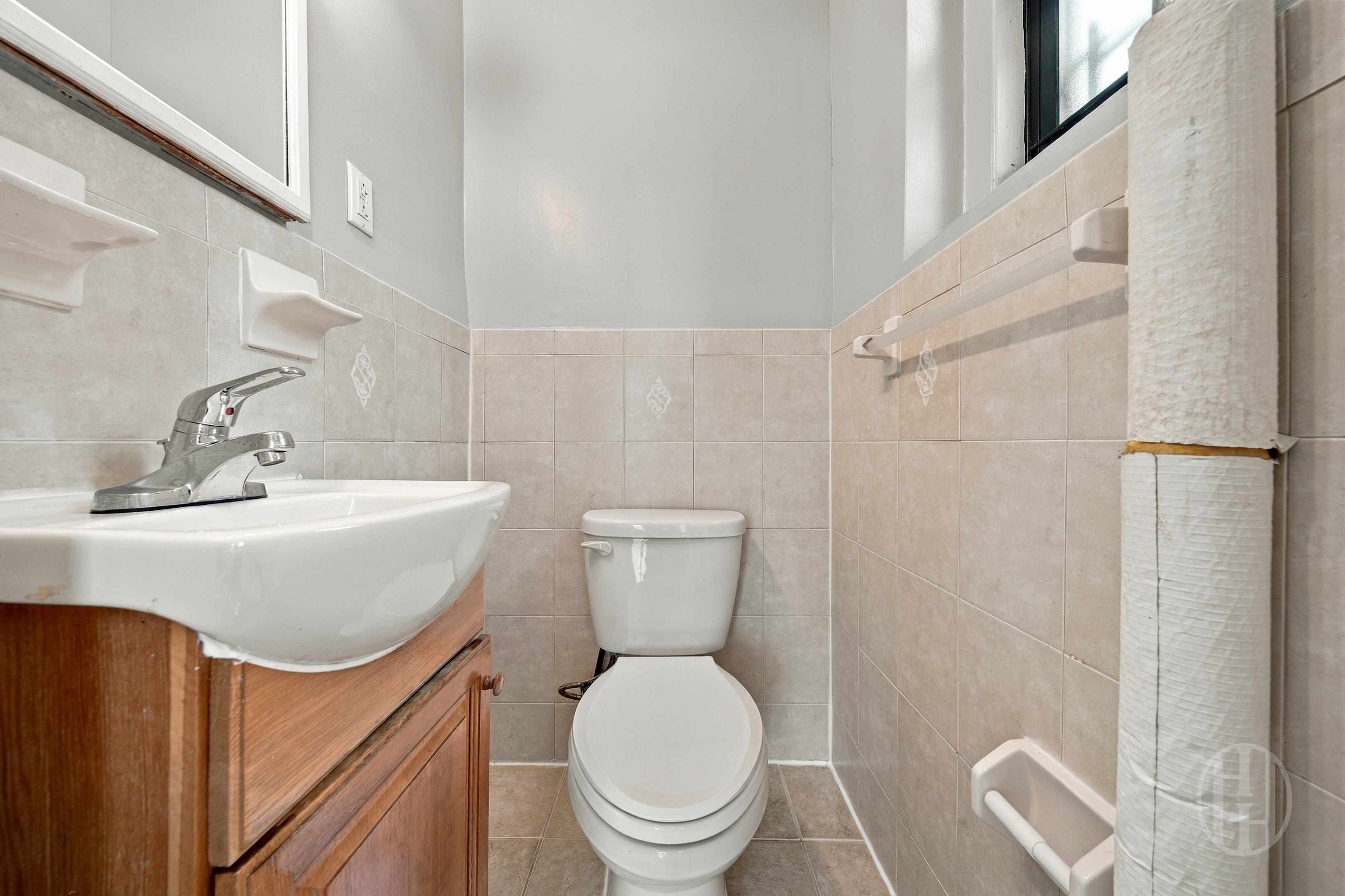 51-25 Van Kleeck Street 4C