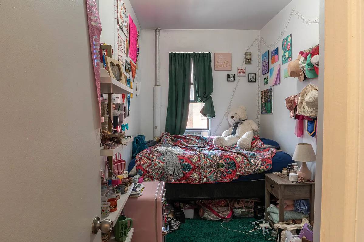 401 W 47th Street 11