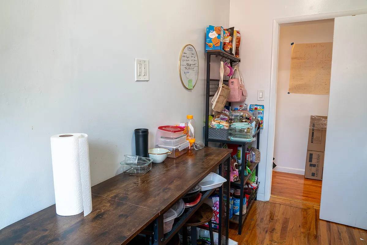 401 W 47th Street 11