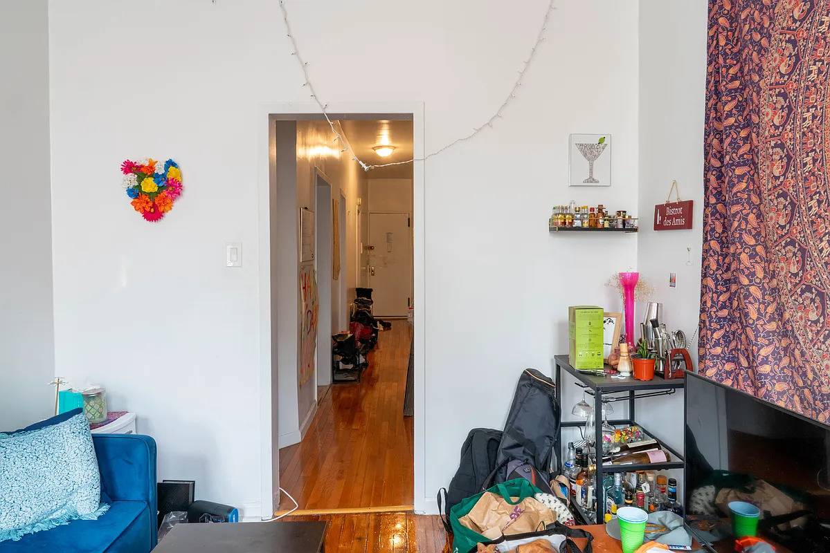 401 W 47th Street 11