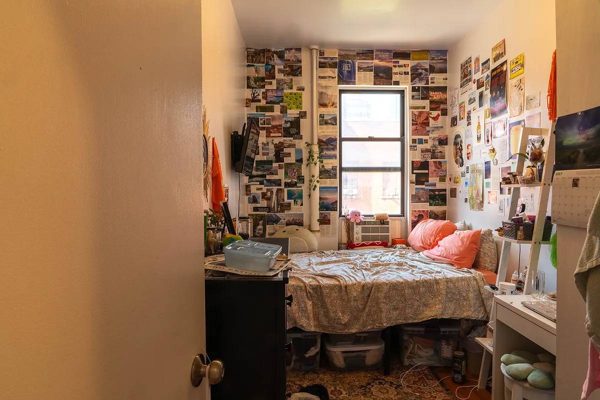 401 W 47th Street 11